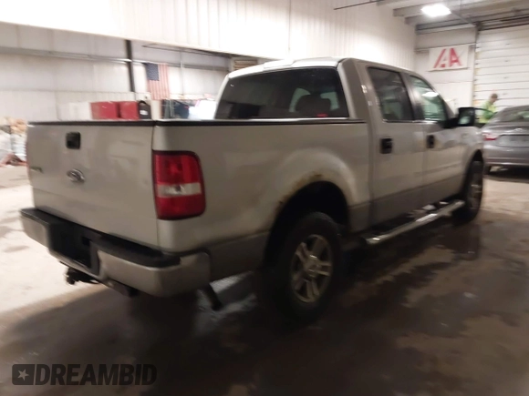 2008 Ford F-150 XL with VIN 1FTRW14W48FB75158, listed as a IAAI auction lot 41759550 with 289,225 mi miles. Bid and sale history available at carsss.com. Image 4.