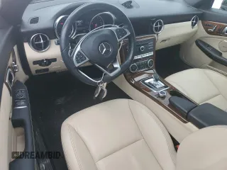 2018 Mercedes-Benz SLC 300 z VIN WDDPK3JA9JF151537, wystawiony jako Copart lot #45756115 z przebiegiem 43 123 mil mil oraz Szkoda całkowita • Salvage title. Historia ofert i sprzedaży dostępna na DreamBid. Obrazek 8.