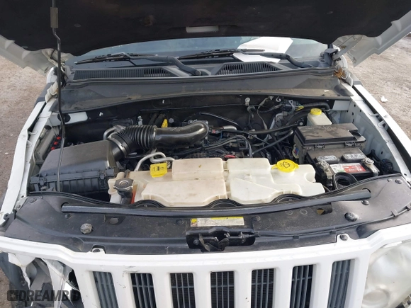2011 Jeep Liberty Sport with VIN 1J4PP2GK5BW551564, listed as a IAAI auction lot 41126868 with 127,074 mi miles. Bid and sale history available at carsss.com. Image 10.
