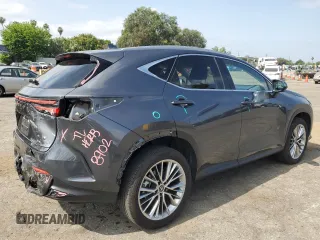 2022 Lexus NX with VIN JTJHKCEZXN5003615, listed as a Copart auction lot 55526274 with 14,425 mi miles and Salvage Title. Bid and sale history available at carsss.com. Image 3.