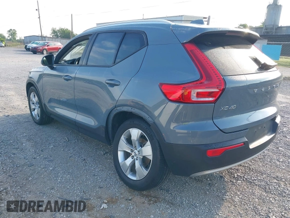 2022 Volvo XC40 Momentum with VIN YV4162UK3N2758515, listed as a IAAI auction lot 42468259 with 50,132 mi miles and . Bid and sale history available at DreamBid. Image 3.