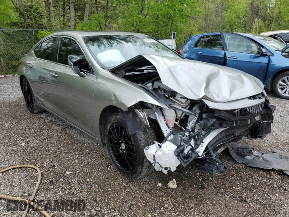 2019 Lexus ES 300h z VIN JTHB21B14K2043342, wystawiony jako Copart lot #57951075 z przebiegiem 93 035 mil mil oraz Szkoda całkowita • Salvage title. Historia ofert i sprzedaży dostępna na DreamBid. Obrazek 4.