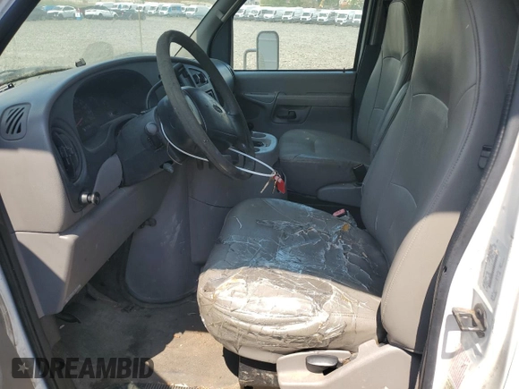 2002 Ford Econoline Cargo z VIN 1FDSE35L12HA81850, wystawiony jako Copart lot #59160315 z przebiegiem 74 773 mil mil oraz Czysty tytuł • Clean title. Historia ofert i sprzedaży dostępna na DreamBid. Obrazek 7.