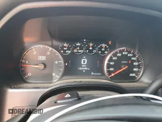 2015 GMC Sierra 2500HD Denali z VIN 1GT120E82FF160626, wystawiony jako Copart lot #57807735 z przebiegiem 193 495 mil mil oraz Szkoda całkowita • Salvage title. Historia ofert i sprzedaży dostępna na DreamBid. Obrazek 9.