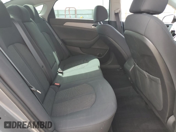 2018 Hyundai Sonata SE z VIN 5NPE24AF9JH655398, wystawiony jako Copart lot #54274075 z przebiegiem 82 601 mil mil oraz Szkoda całkowita • Salvage title. Historia ofert i sprzedaży dostępna na DreamBid. Obrazek 10.
