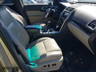 2011 Ford Explorer Limited with VIN 1FMHK8F89BGA76217, listed as a IAAI auction lot 41898647 with 186,307 mi miles. Bid and sale history available at carsss.com. Image 5.
