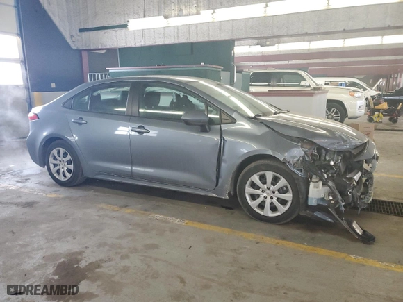 2021 Toyota Corolla LE with VIN 5YFEPMAE4MP217842, listed as a Copart auction lot 44954855 with 71,365 mi miles and Salvage Title. Bid and sale history available at carsss.com. Image 4.