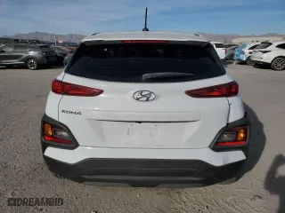 2020 Hyundai Kona SE with VIN KM8K12AA6LU449037, listed as a Copart auction lot 85497154 with 62,543 mi miles and Salvage Title. Bid and sale history available at carsss.com. Image 6.