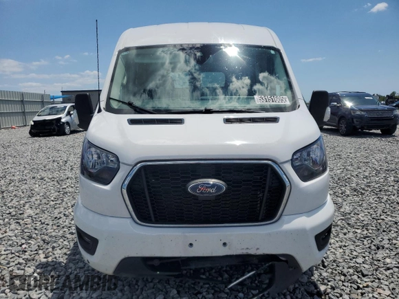 2024 Ford Transit Passenger XL with VIN 1FBAX2C89RKA74343, listed as a Copart auction lot 53151605 with 32,299 mi miles and Clean Title. Bid and sale history available at carsss.com. Image 5.