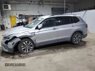 2022 Volkswagen Tiguan S with VIN 3VV0B7AX8NM053713, listed as a Copart auction lot 43020435 with 148,530 mi miles and Salvage Title. Bid and sale history available at carsss.com. Image 1.