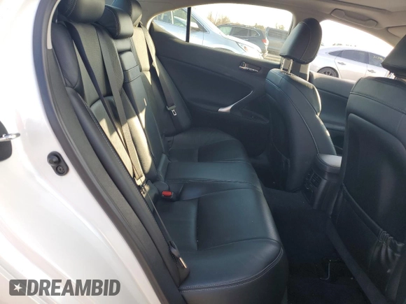 2011 Lexus IS 350 with VIN JTHCE5C29B5000138, listed as a Copart auction lot 42920825 with 105,420 mi miles and Salvage title. Bid and sale history available at DreamBid. Image 10.