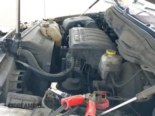 2007 Dodge 1500 SLT z VIN 1D7HU18P37J507399, wystawiony jako IAAI lot #42434882 z przebiegiem 327 245 mil mil oraz . Historia ofert i sprzedaży dostępna na DreamBid. Obrazek 19.