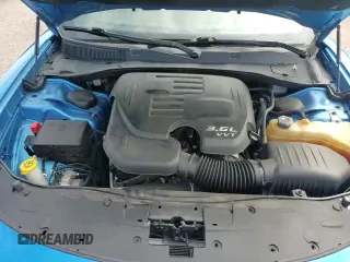 2019 Dodge Charger SXT z VIN 2C3CDXBG9KH670394, wystawiony jako Copart lot #68632245 z przebiegiem 124 663 mil mil oraz Szkoda całkowita • Salvage title. Historia ofert i sprzedaży dostępna na DreamBid. Obrazek 13.