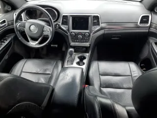 2018 Jeep Grand Cherokee Limited z VIN 1C4RJEBG5JC130674, wystawiony jako Copart lot #53908235 z przebiegiem 138 084 mil mil oraz Szkoda całkowita • Salvage title. Historia ofert i sprzedaży dostępna na DreamBid. Obrazek 8.