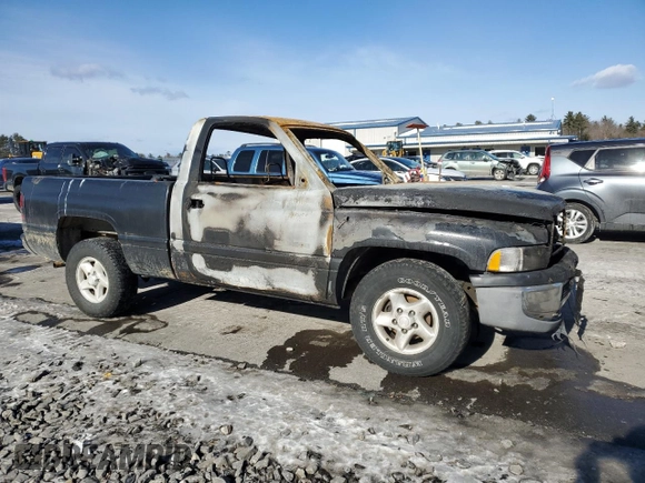 1994 Dodge 1500 z VIN 3B7HC16Y8RM512712, wystawiony jako Copart lot #42406735 z przebiegiem Nie podano mil oraz Czysty tytuł • Clean title. Historia ofert i sprzedaży dostępna na DreamBid. Obrazek 4.