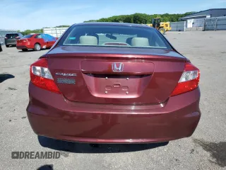 2012 Honda Civic LX z VIN 2HGFB2F56CH589253, wystawiony jako Copart lot #57870155 z przebiegiem 141 710 mil mil oraz Czysty tytuł • Clean title. Historia ofert i sprzedaży dostępna na DreamBid. Obrazek 6.