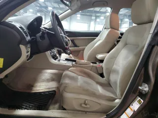2008 Subaru Outback i z VIN 4S4BP61C887350748, wystawiony jako Copart lot #89168275 z przebiegiem 251 371 mil mil oraz Szkoda całkowita • Salvage title. Historia ofert i sprzedaży dostępna na DreamBid. Obrazek 7.
