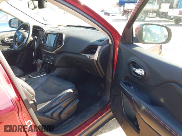2015 Jeep Cherokee Limited with VIN 1C4PJMDS1FW646135, listed as a IAAI auction lot 41991811 with 123,229 mi miles. Bid and sale history available at carsss.com. Image 5.