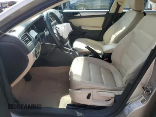 2013 Volkswagen Jetta SE with VIN 3VWDX7AJ9DM232772, listed as a Copart auction lot 61648835 with 158,291 mi miles and Salvage title. Bid and sale history available at DreamBid. Image 7.