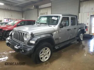 2020 Jeep Gladiator Sport S with VIN 1C6HJTAG2LL120101, listed as a Copart auction lot 47842005 with 59,988 mi miles and Salvage title. Bid and sale history available at DreamBid. Image 1.