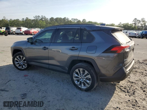 2021 Toyota RAV4 XLE Premium с VIN 2T3A1RFV7MC207416, выставлен на аукционе Copart как лот 54402225 с пробегом 70 597 миль миль и Списание • Salvage title. История ставок и продаж доступна на DreamBid. Изображение 2.