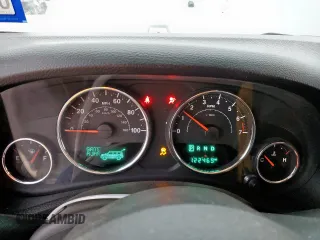 2014 Jeep Wrangler Unlimited Rubicon с VIN 1C4HJWFG3EL322449, выставлен на аукционе Copart как лот 57187665 с пробегом 122 469 миль миль и Списание • Salvage title. История ставок и продаж доступна на DreamBid. Изображение 9.