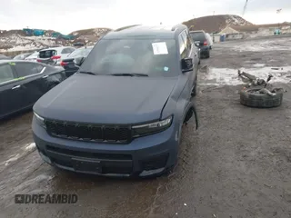 2021 Jeep Grand Cherokee Altitude z VIN 1C4RJKAG4M8168937, wystawiony jako IAAI lot #41556239 z przebiegiem 32 610 mil mil oraz . Historia ofert i sprzedaży dostępna na DreamBid. Obrazek 13.