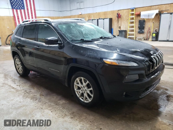 2015 Jeep Cherokee Latitude with VIN 1C4PJLCB8FW622135, listed as a Copart auction lot 53962195 with 119,793 mi miles and Clean Title. Bid and sale history available at carsss.com. Image 4.