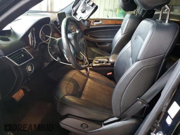 2019 Mercedes-Benz GLS 450 z VIN 4JGDF6EE1KB228423, wystawiony jako Copart lot #58850685 z przebiegiem 124 515 mil mil oraz Szkoda całkowita • Salvage title. Historia ofert i sprzedaży dostępna na DreamBid. Obrazek 7.