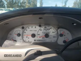 2001 Ford Explorer Sport z VIN 1FMYU60E11UC18170, wystawiony jako Copart lot #49212385 z przebiegiem 219 383 mil mil oraz Tytuł czysty. Historia ofert i sprzedaży dostępna na DreamBid. Obrazek 9.