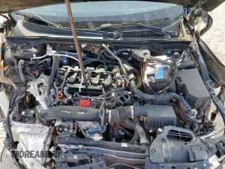 2024 Honda Civic EX-L z VIN 19XFL1H79RE021846, wystawiony jako Copart lot #58042795 z przebiegiem 2587 mil mil oraz Szkoda całkowita • Salvage title. Historia ofert i sprzedaży dostępna na DreamBid. Obrazek 11.