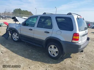 2002 Ford Escape XLT Choice with VIN 1FMYU03192KA79795, listed as a IAAI auction lot 41516066 with 1 mi miles. Bid and sale history available at carsss.com. Image 3.