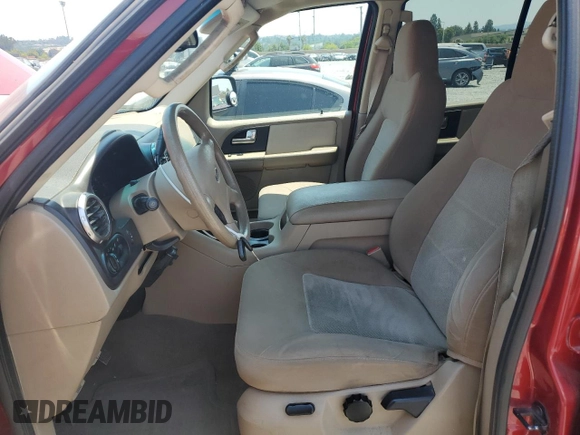 2004 Ford Expedition Special Service with VIN 1FMPU16L44LA56856, listed as a Copart auction lot 64661745 with 237,909 mi miles and Clean title. Bid and sale history available at DreamBid. Image 7.