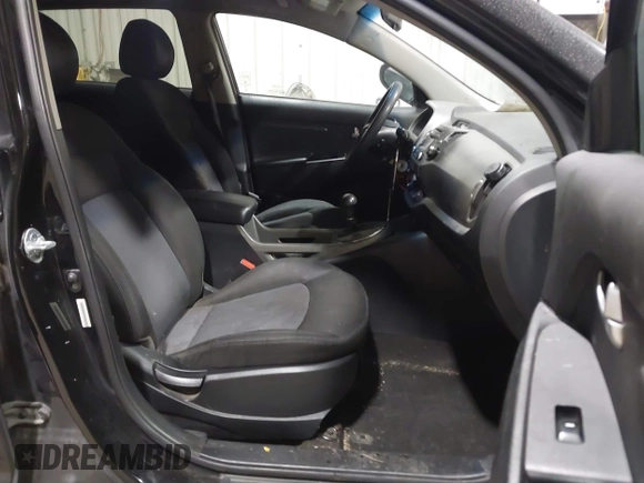 2015 Kia Sportage LX with VIN KNDPB3AC9F7722117, listed as a IAAI auction lot 41338352 with 209,969 mi miles and . Bid and sale history available at carsss.com. Image 5.