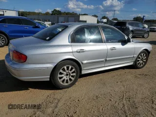 2004 Hyundai Sonata GLS with VIN KMHWF35H24A941387, listed as a Copart auction lot 77350514 with 280,521 mi miles and Salvage Title. Bid and sale history available at carsss.com. Image 3.