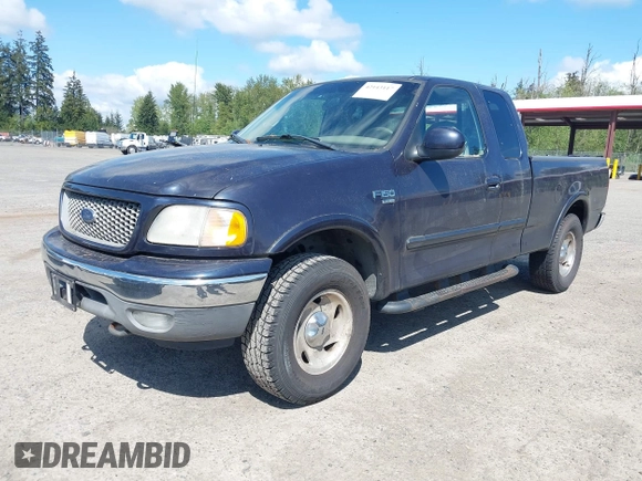 2001 Ford F-150 XL with VIN 1FTRX18L11NA30541, listed as a IAAI auction lot 42143117 with 187,855 mi miles. Bid and sale history available at carsss.com. Image 2.