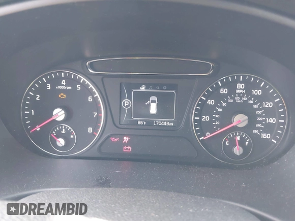 2018 Kia Sorento LX with VIN 5XYPGDA3XJG427112, listed as a IAAI auction lot 40303681 with 170,443 mi miles. Bid and sale history available at carsss.com. Image 7.