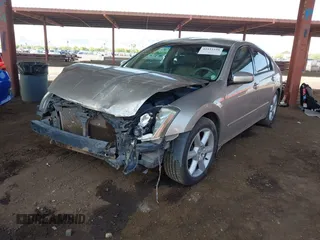 2005 Nissan Maxima SE with VIN 1N4BA41E55C873827, listed as a IAAI auction lot 42433330 with 173,473 mi miles and . Bid and sale history available at DreamBid. Image 18.