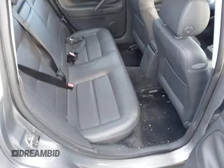 2005 Volkswagen Passat z VIN WVWBD63B05E061856, wystawiony jako IAAI lot #41149038 z przebiegiem 149 536 mil mil oraz . Historia ofert i sprzedaży dostępna na DreamBid. Obrazek 7.