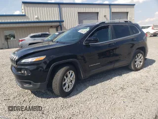 2017 Jeep Cherokee Latitude z VIN 1C4PJMCS8HW530158, wystawiony jako Copart lot #55264705 z przebiegiem 46 608 mil mil oraz Szkoda całkowita • Salvage title. Historia ofert i sprzedaży dostępna na DreamBid. Obrazek 1.