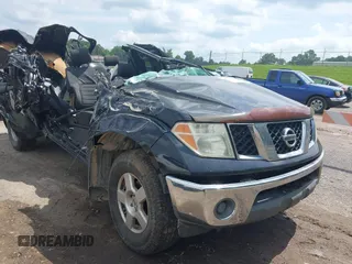 2006 Nissan Frontier SE z VIN 1N6AD06U36C440429, wystawiony jako IAAI lot #42265012 z przebiegiem Nie podano mil oraz . Historia ofert i sprzedaży dostępna na DreamBid. Obrazek 1.