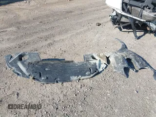 2022 Ford Transit z VIN 1FDBF6Z86NKA40450, wystawiony jako IAAI lot #41768046 z przebiegiem Nie podano mil oraz . Historia ofert i sprzedaży dostępna na DreamBid. Obrazek 11.