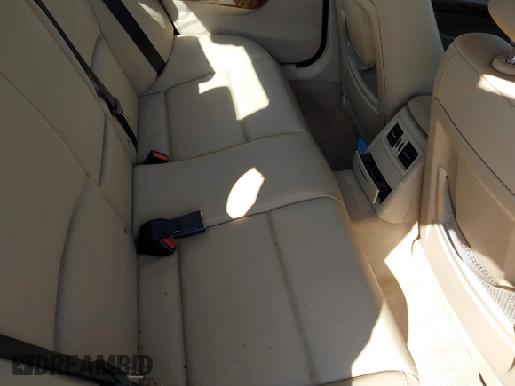 2007 BMW 3 Series 328i with VIN WBAVA33537PG40085, listed as a IAAI auction lot 42062344 with 177,000 mi miles and . Bid and sale history available at DreamBid. Image 8.