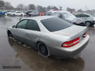 2000 Lexus ES 300 with VIN JT8BF28G2Y0244683, listed as a IAAI auction lot 41435466 with 193,734 mi miles. Bid and sale history available at carsss.com. Image 3.
