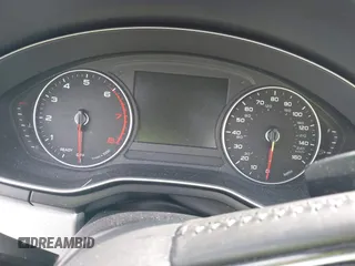 2017 Audi A4 Premium z VIN WAUANAF40HN050253, wystawiony jako IAAI lot #41346064 z przebiegiem Nie podano mil oraz . Historia ofert i sprzedaży dostępna na DreamBid. Obrazek 15.