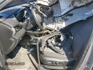 2022 Chevrolet Traverse LT Cloth z VIN 1GNERGKWXNJ117860, wystawiony jako Copart lot #52533485 z przebiegiem Nie podano mil oraz Szkoda całkowita • Salvage title. Historia ofert i sprzedaży dostępna na DreamBid. Obrazek 7.