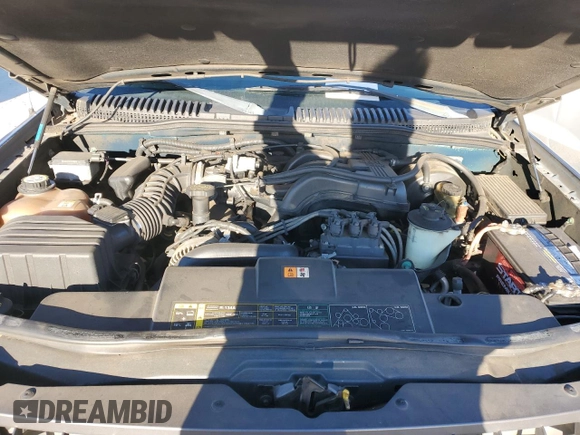 2002 Ford Explorer XLT with VIN 1FMZU63KX2UD18811, listed as a Copart auction lot 84105904 with 163,306 mi miles and Salvage Title. Bid and sale history available at DreamBid. Image 13.
