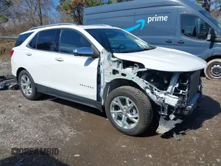 2020 Chevrolet Equinox Premier with VIN 3GNAXNEV2LS512722, listed as a IAAI auction lot 41821007 with 46,836 mi miles. Bid and sale history available at carsss.com. Image 1.