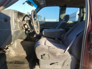 2001 Chevrolet Silverado 1500 LS with VIN 1GCEC19VX1E284081, listed as a Copart auction lot 85853514 with 210,136 mi miles and Salvage Title. Bid and sale history available at DreamBid. Image 7.