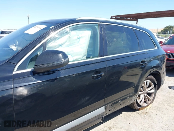 2019 Audi Q7 Premium Plus with VIN WA1LHAF70KD018858, listed as a IAAI auction lot 42290924 with 118,885 mi miles and . Bid and sale history available at DreamBid. Image 15.